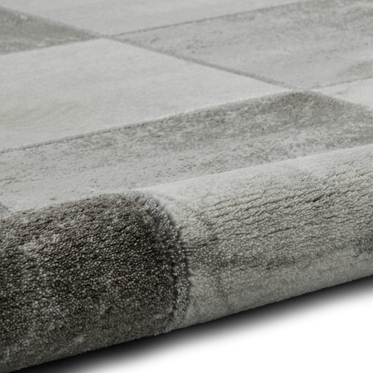 Tapis à carrés géométriques artisanaux