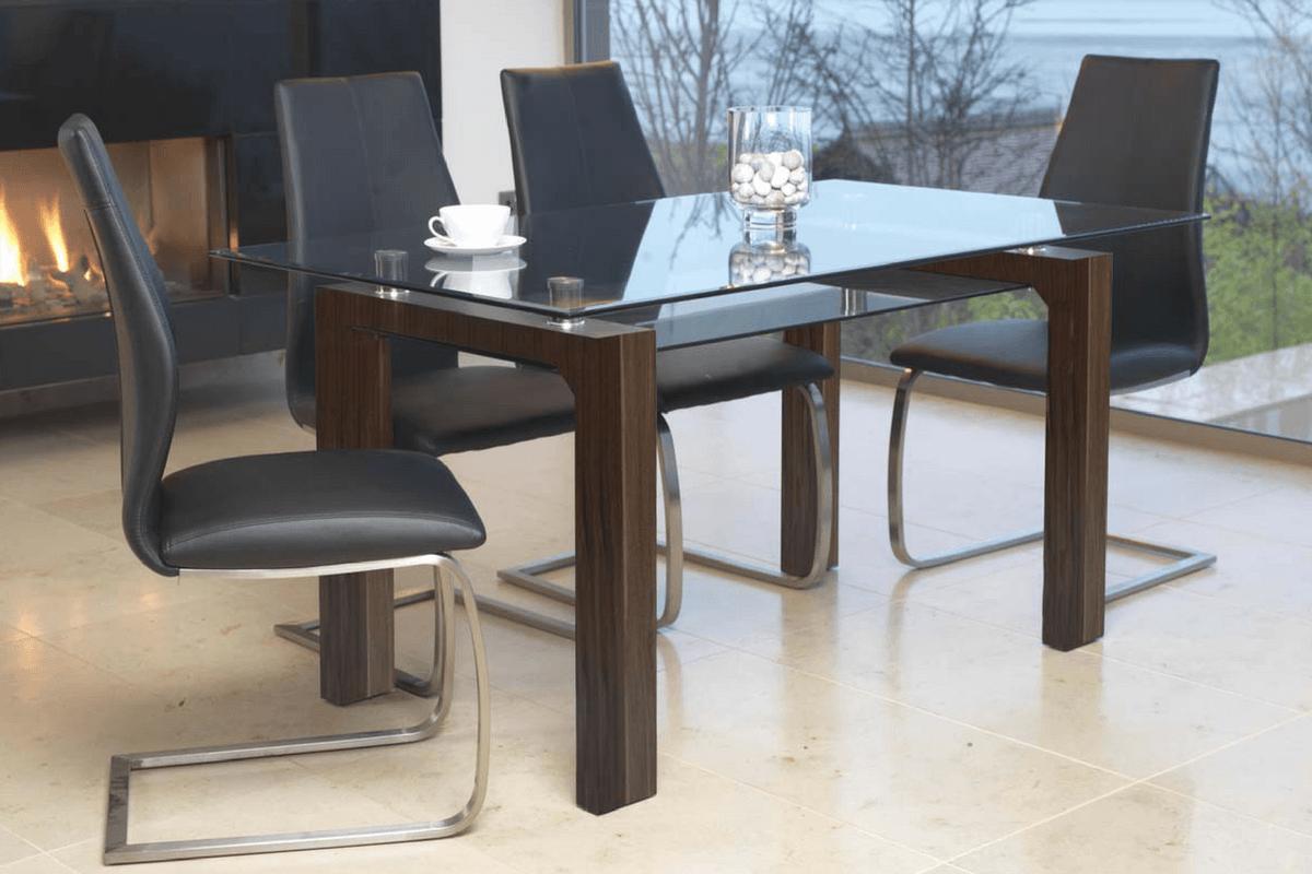 Chaise de salle à manger cantilever Irene en similicuir