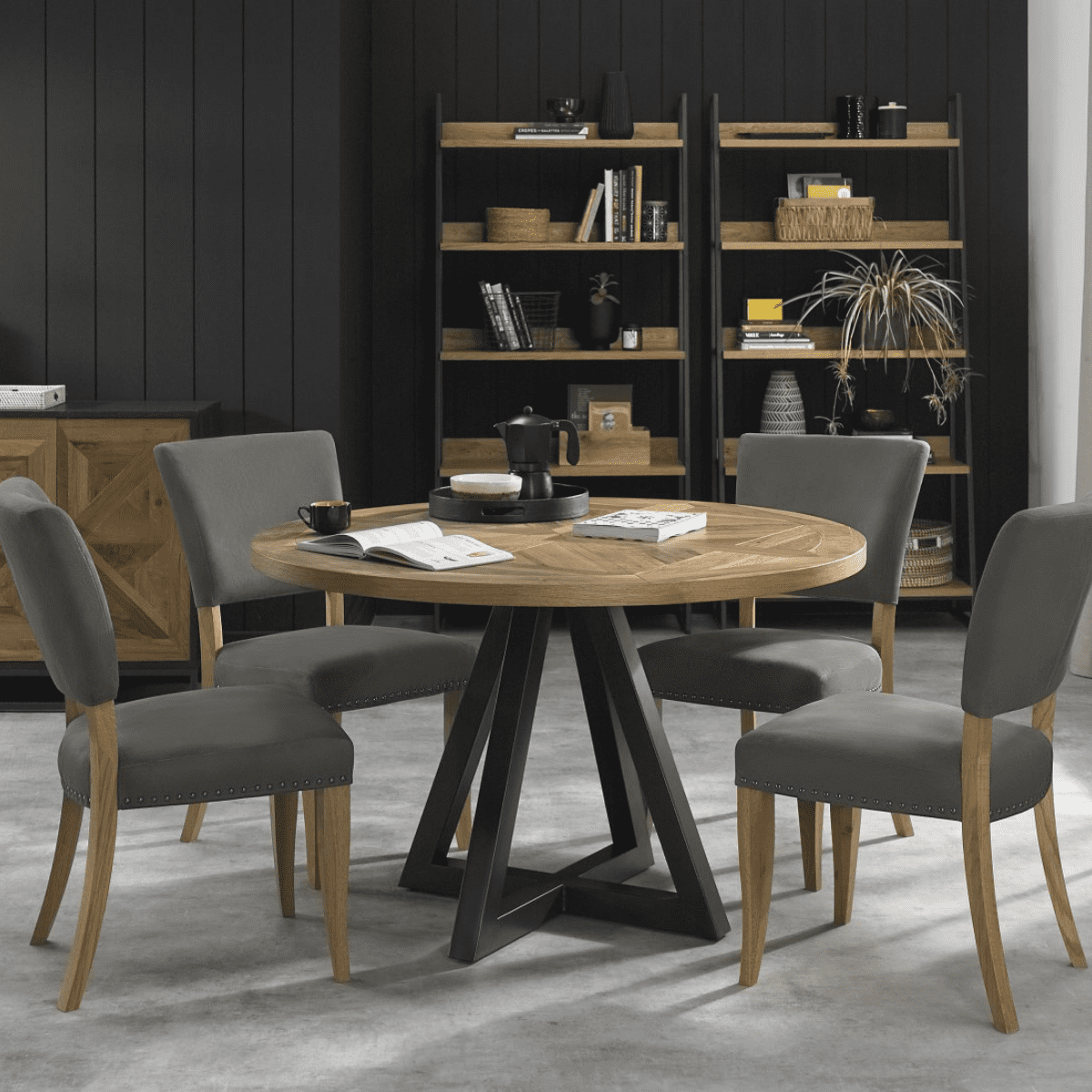 Chaise de salle à manger Inishmore grise recouverte de tissu