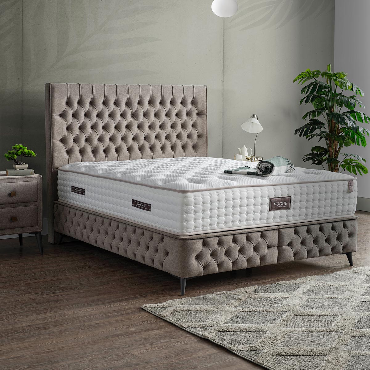 Lit ottoman capitonné gris Villard