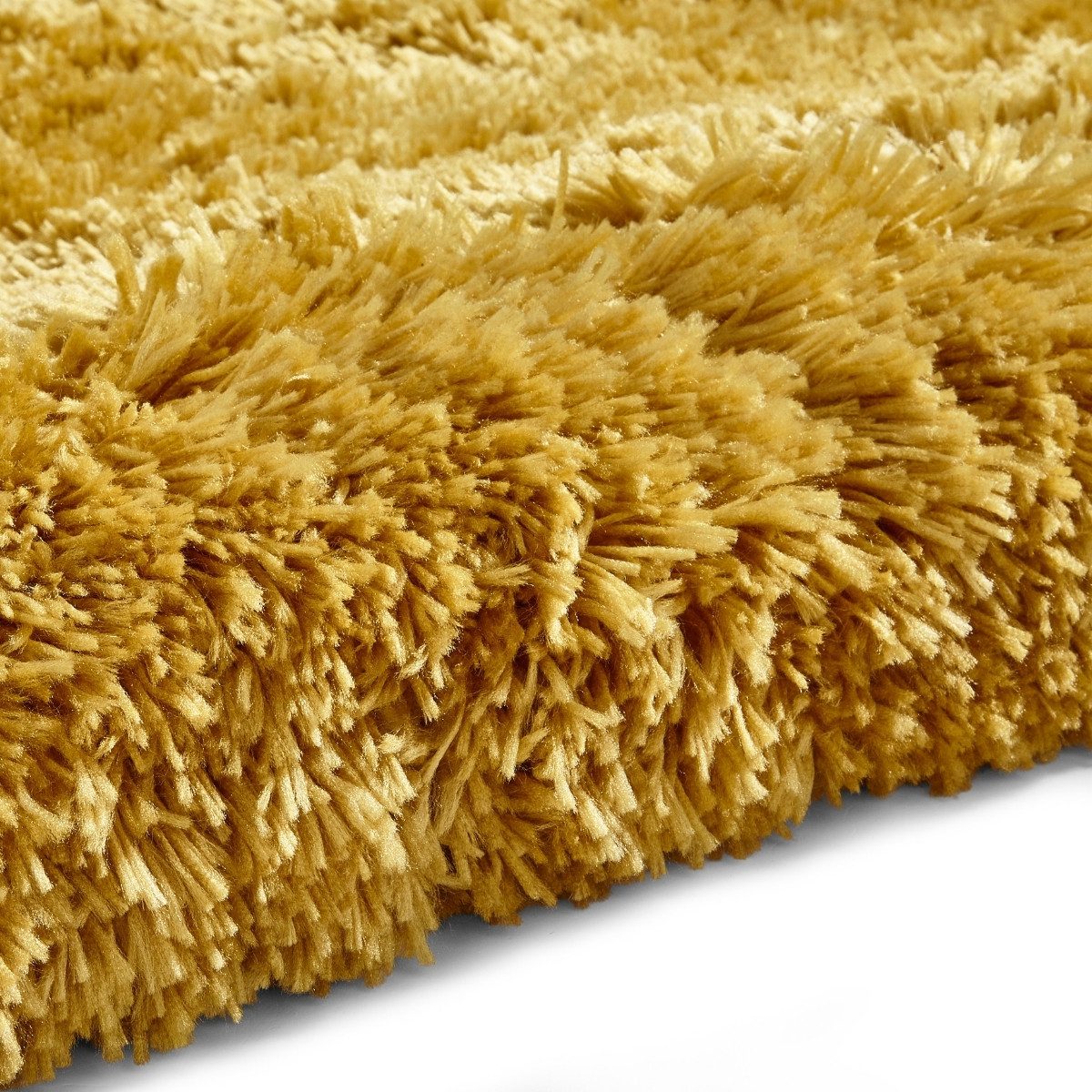 Tapis à poils longs jaune polaire