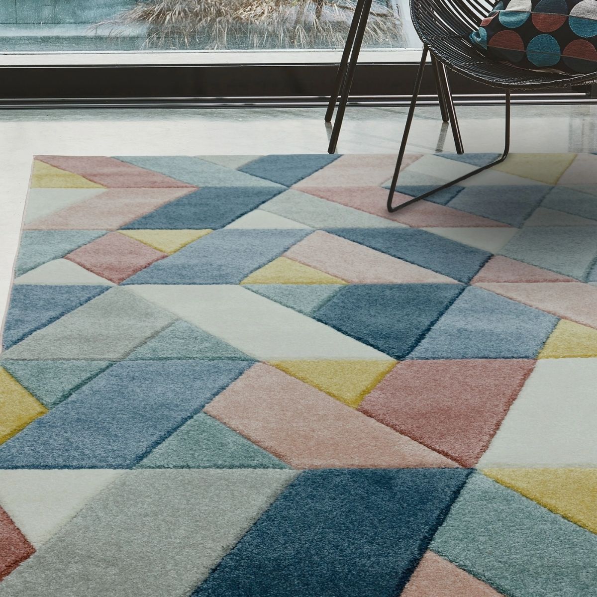 Tapis géométrique en losanges