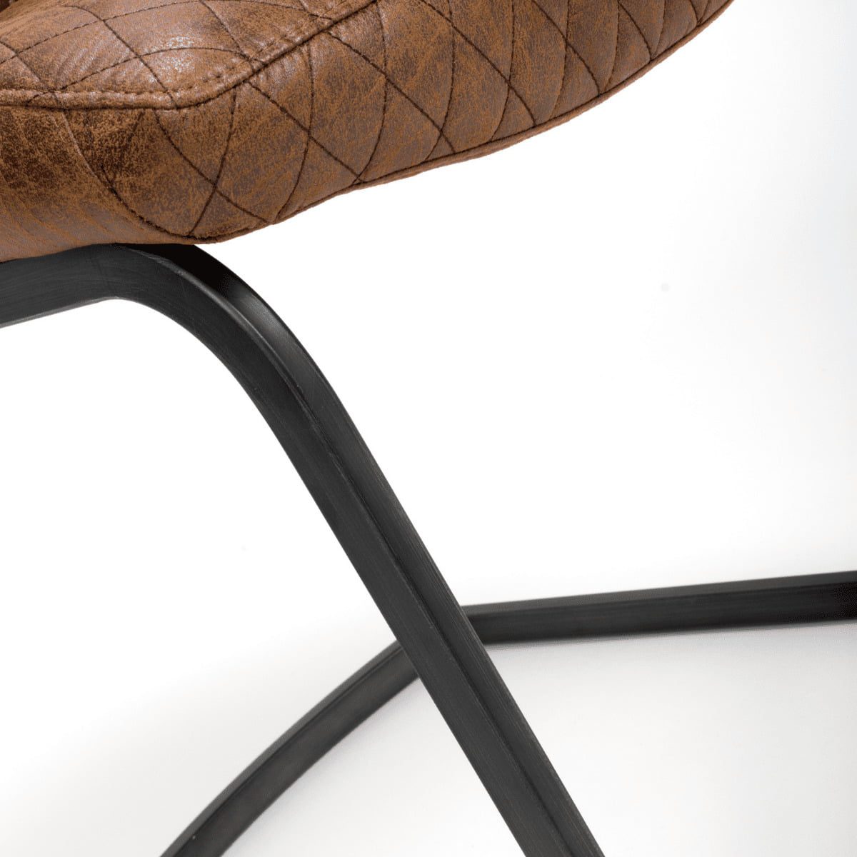 Chaise de salle à manger Cameron en similicuir matelassé