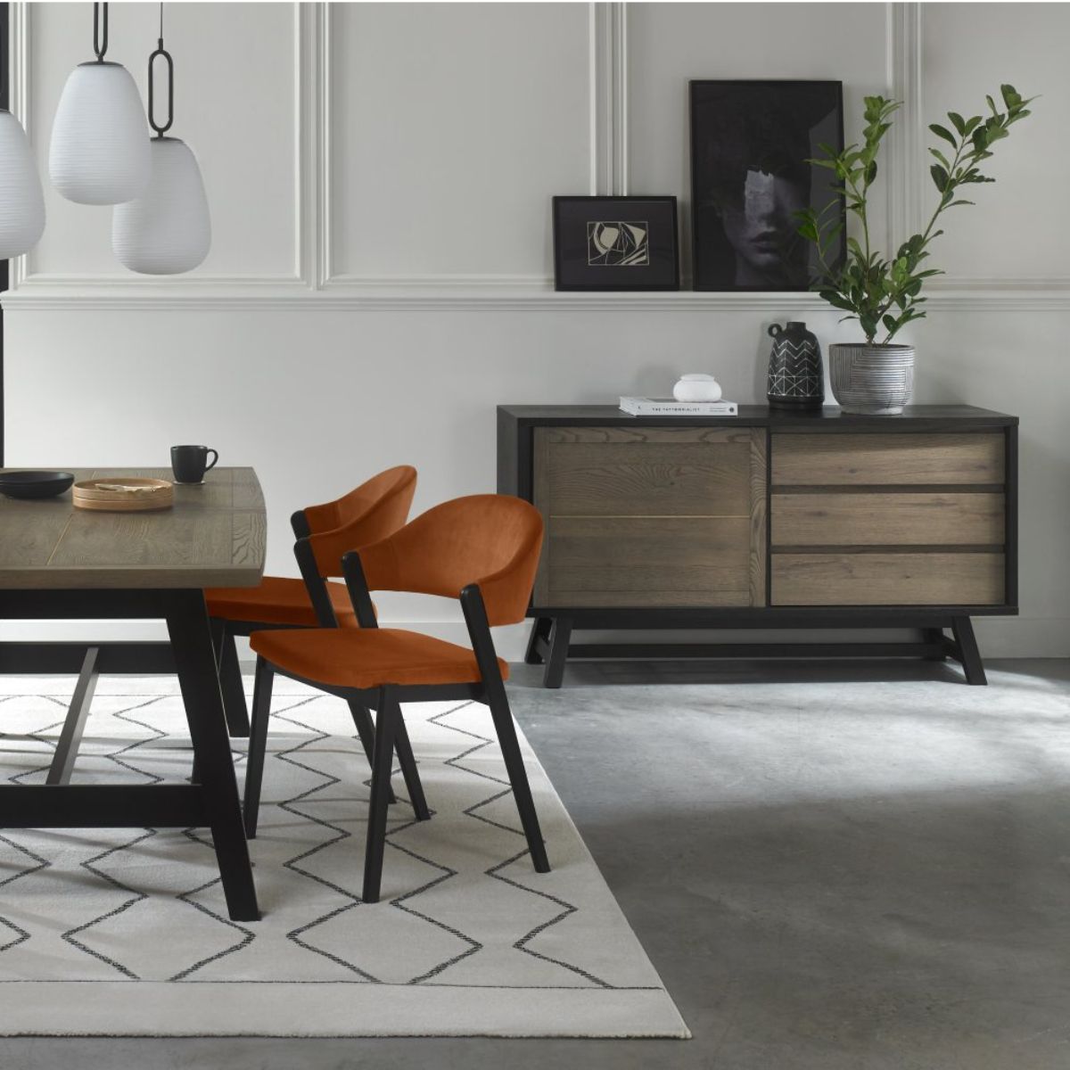 Buffet large en chêne vieilli Chambéry 