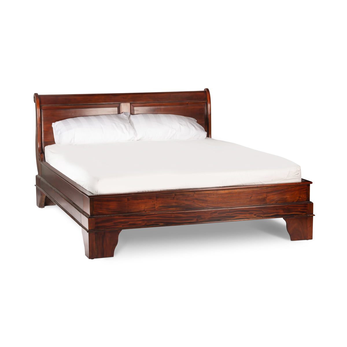 Lit traîneau classique en acajou, bas de gamme