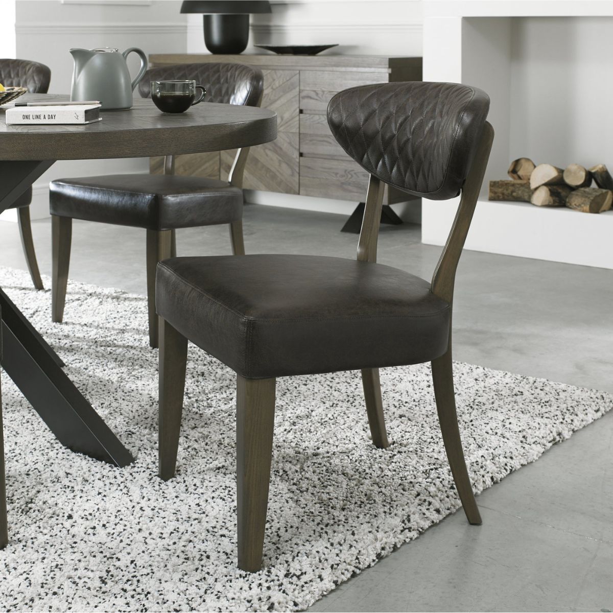 Chaise de salle à manger Elliot en chêne vieilli