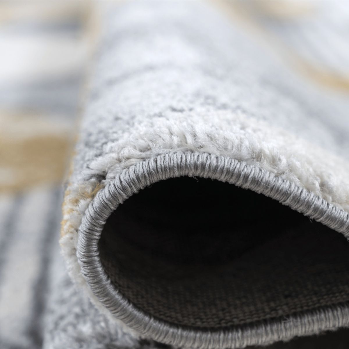 Tapis Mason à motif triangulaire moutarde et gris