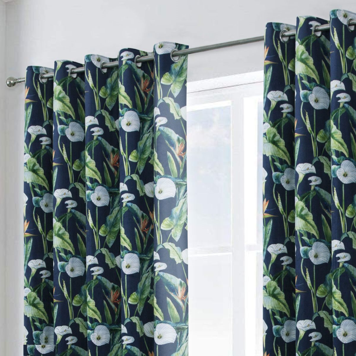 Rideaux occultants à œillets prêts à poser, motif floral bleu paradis