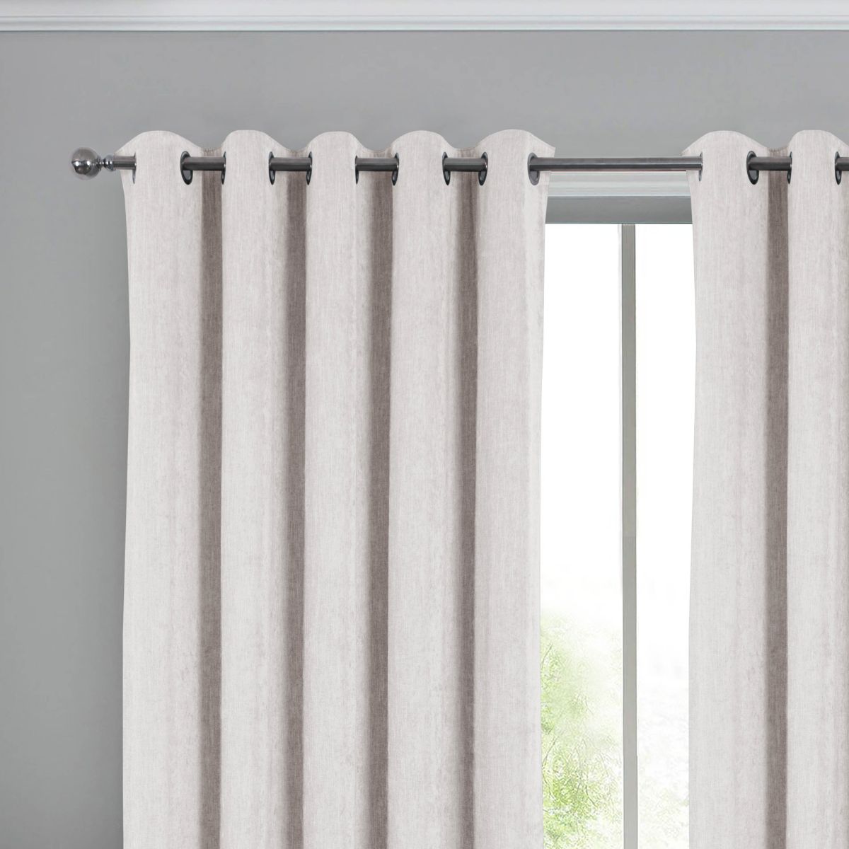 Rideaux occultants à œillets Savoy Chalk prêts à poser