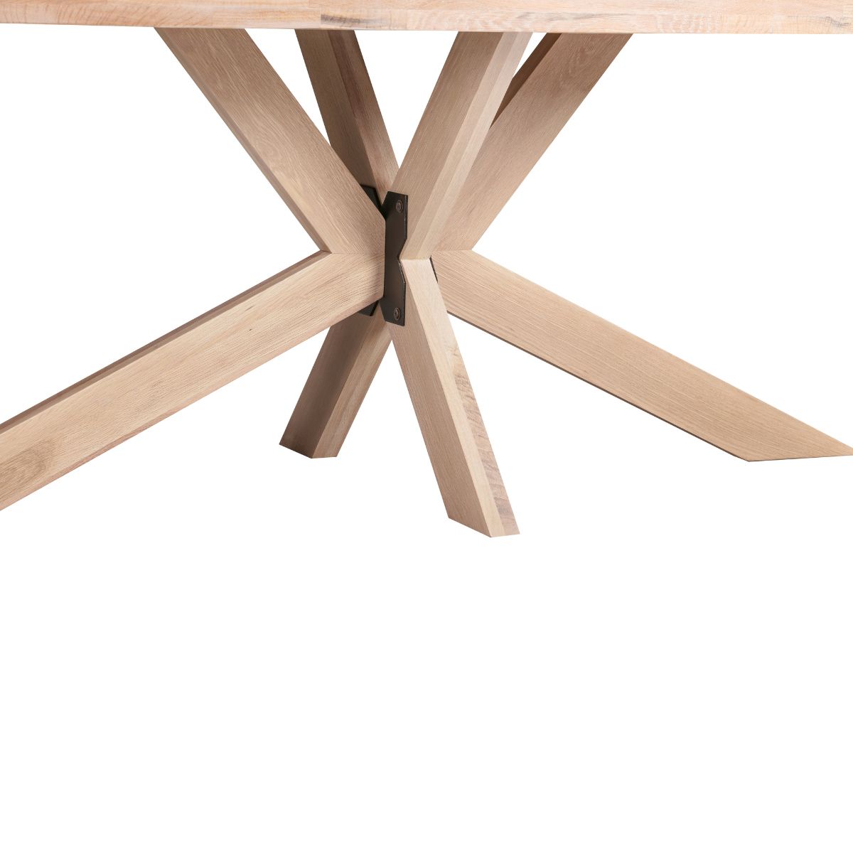 Table de salle à manger ovale en chêne Tilman