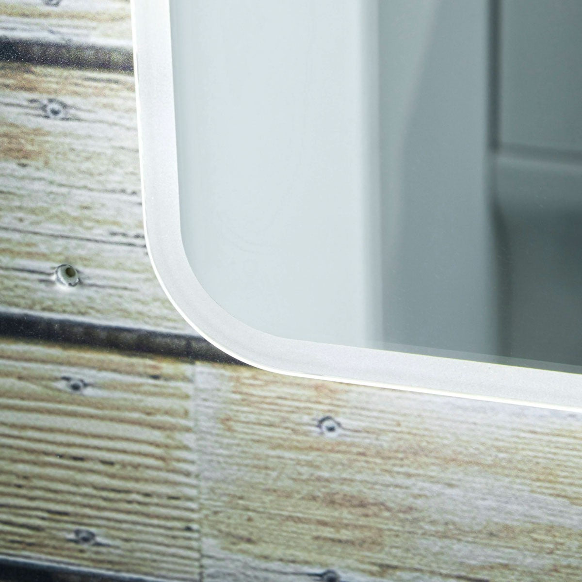 Miroir de salle de bain à LED éclatantes