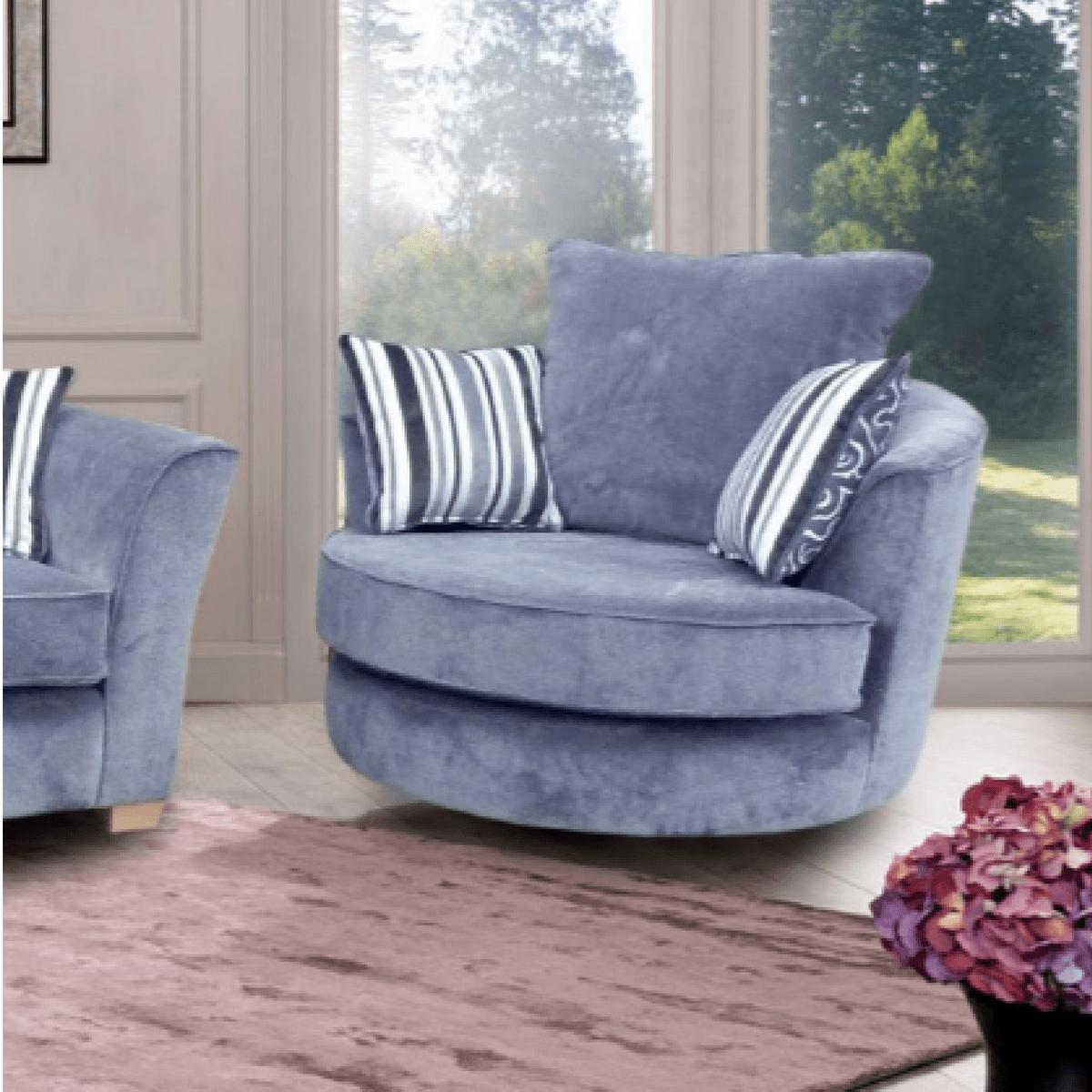 Fauteuil pivotant en velours Kells